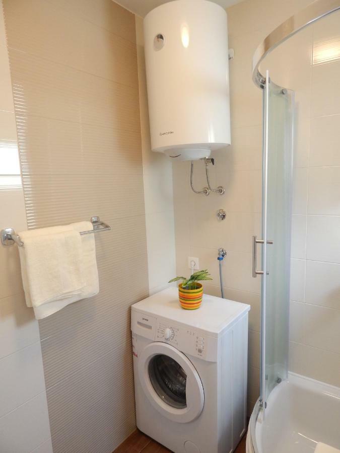 Apartman Karlo Makarska Exteriör bild