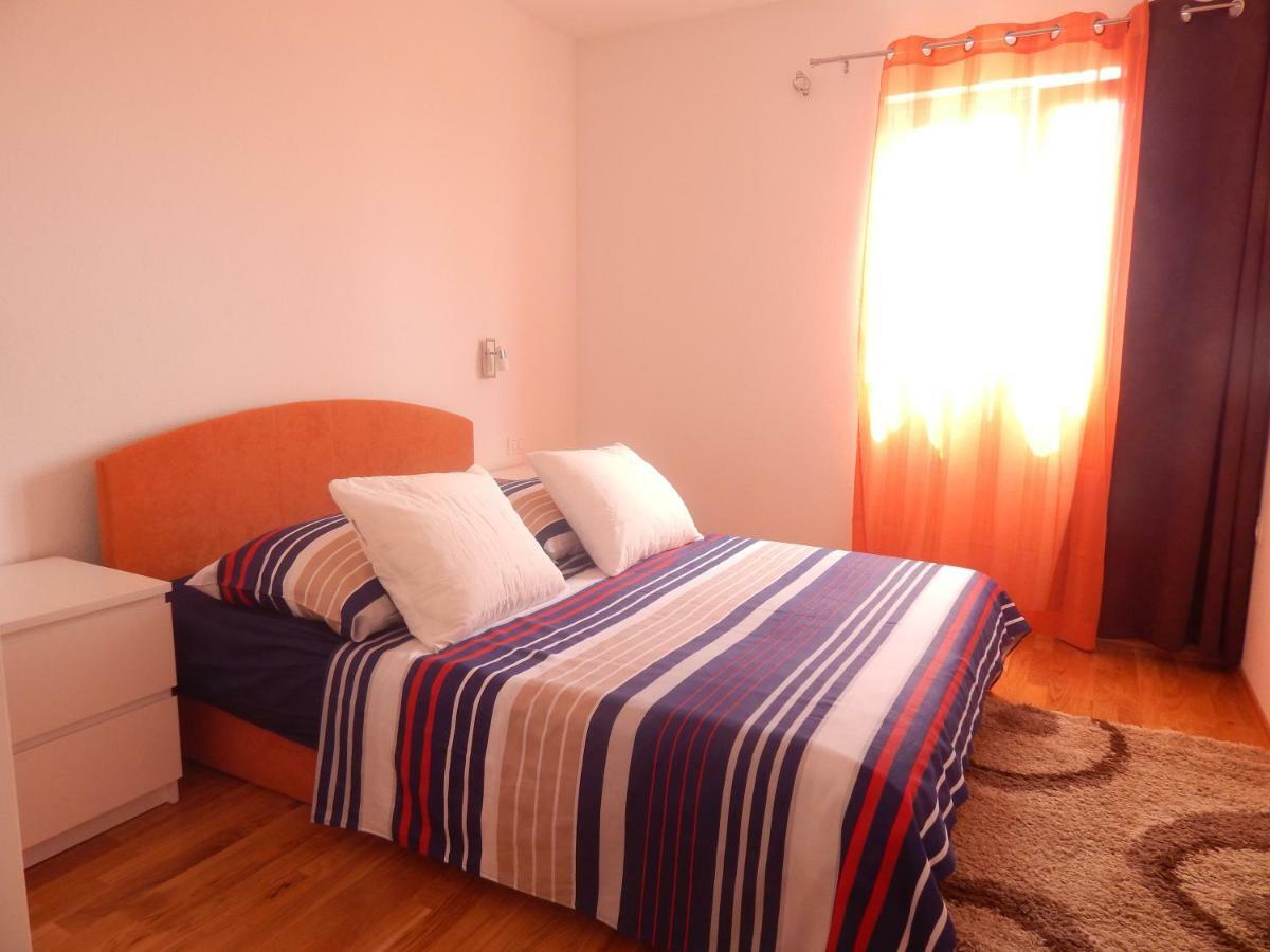 Apartman Karlo Makarska Exteriör bild