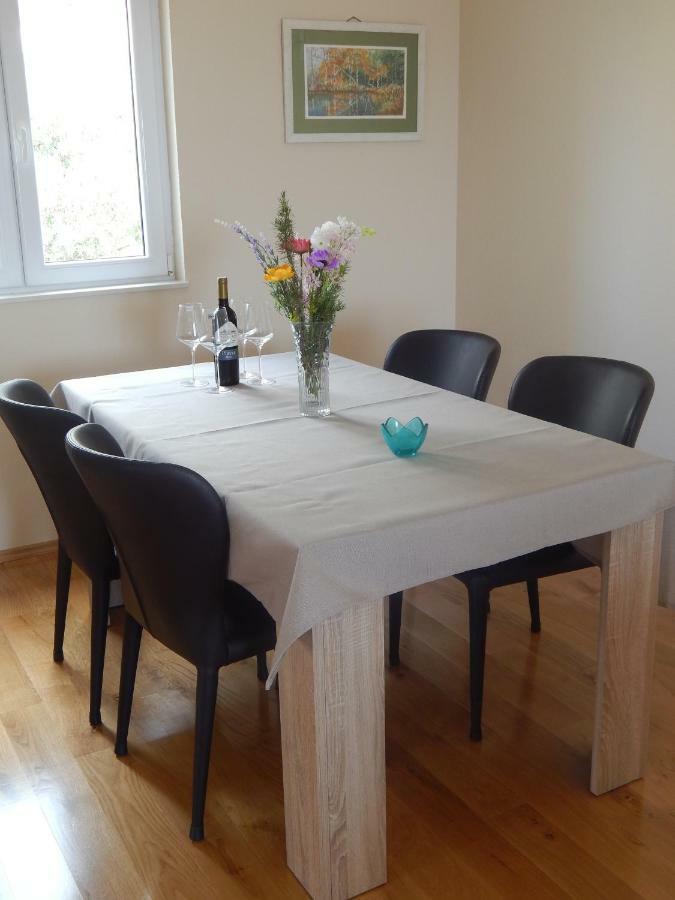 Apartman Karlo Makarska Exteriör bild